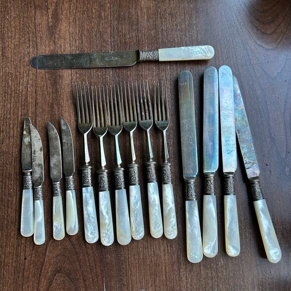 15 Piece Levesley Brothers Sheffied England Mother Of Pearl flatware